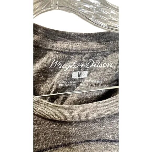 Wright & Ditson Women's Washington Capital Tee Distress Graphic Short Sleeve - Picture 3 of 5